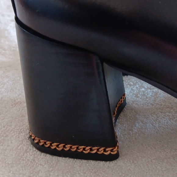 Tory Burch Leather Heeled Loafers - Picture 11 of 16
